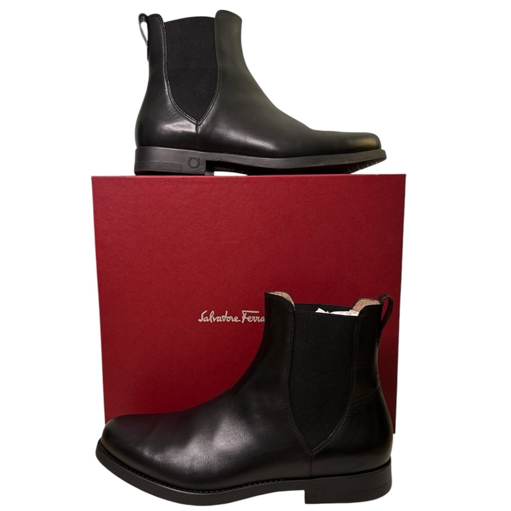 Salvatore Ferragamo Men’s Black Leather Chelsea Boots